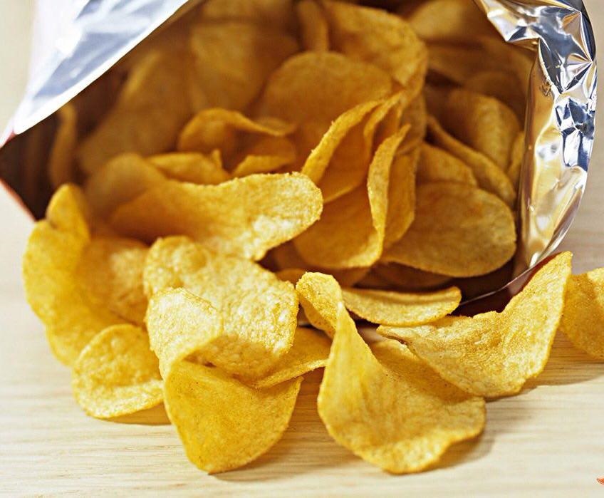 عرضه کننده انواع چیپس و پفک طعم دار و ساده